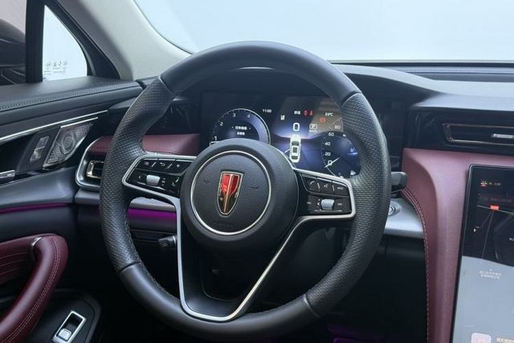 Used Hongqi H5 2024 2.0T Automatic Smart Connect Flagship Edition Interior 2