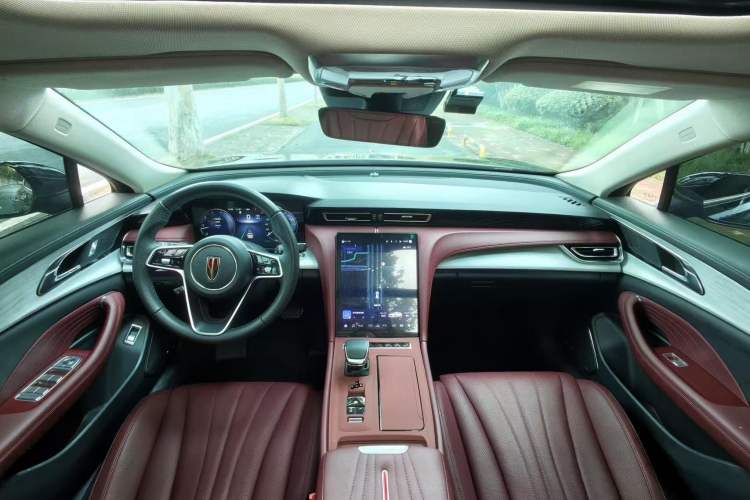 Used Hongqi H5 2024 2.0T Automatic Smart Connect Flagship Edition Interior 3