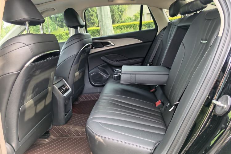 Used Hongqi H5 2024 2.0T Automatic Smart Connect Flagship Edition Interior 3