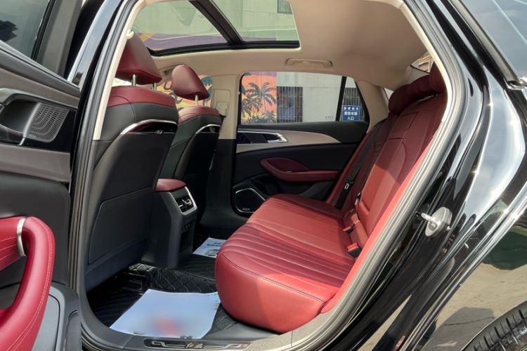 Used Hongqi H5 2024 2.0T Automatic Smart Connect Flagship Edition Interior 3