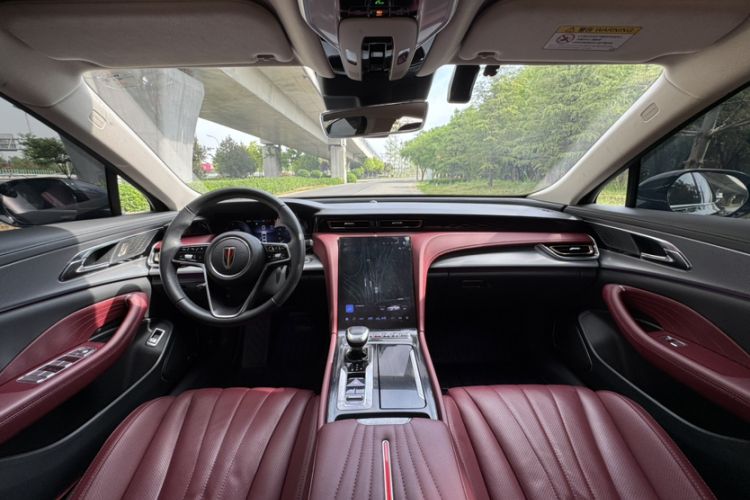 Used Hongqi H5 2024 2.0T Automatic Smart Connect Flagship Edition Interior 3