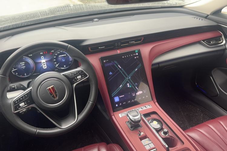 Used Hongqi H5 2024 2.0T Automatic Smart Connect Flagship Edition Interior 4