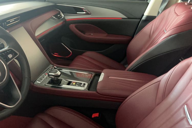 Used Hongqi H5 2024 2.0T Automatic Smart Connect Flagship Edition Interior 4