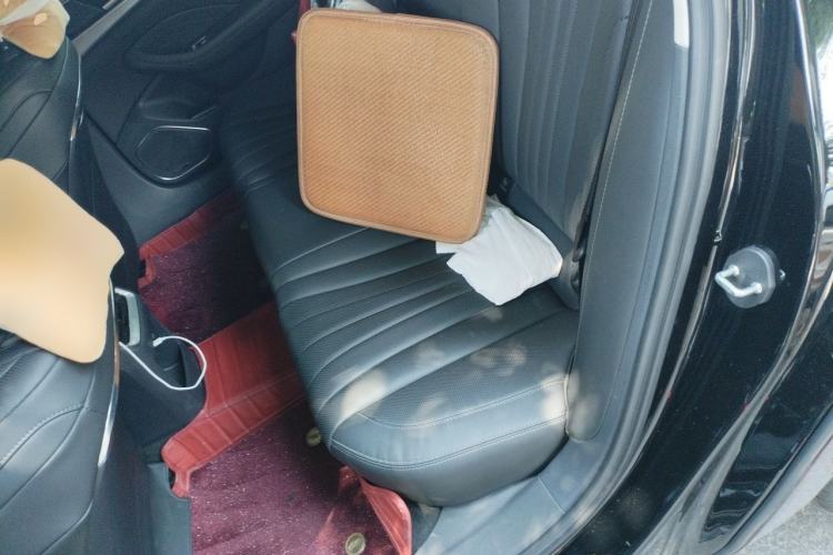 Used Hongqi H5 2024 1.5T DCT Smart Connect Flagship Edition Interior 4