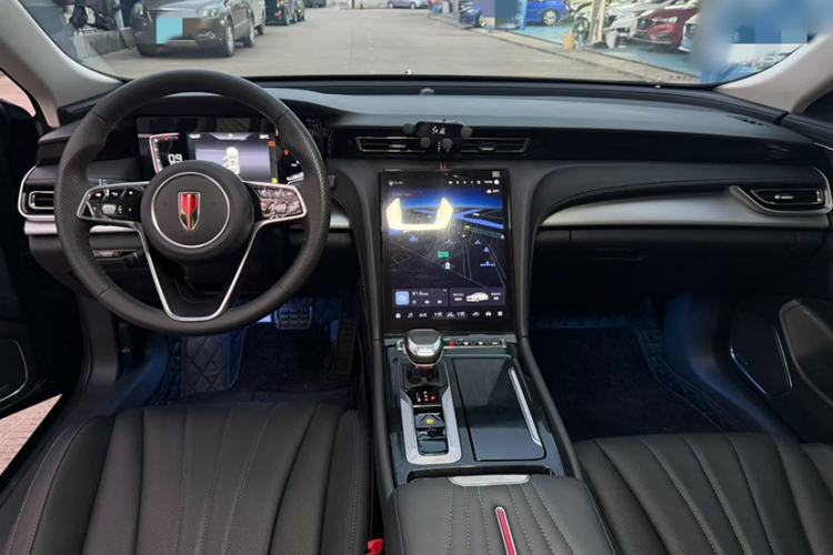 Used Hongqi H5 2024 1.5T DCT Smart Connect Flagship Edition Interior 4