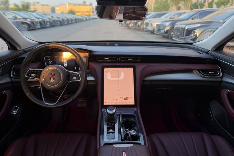 Used Hongqi H5 2024 1.5T DCT Smart Connect Flagship Edition Interior 4