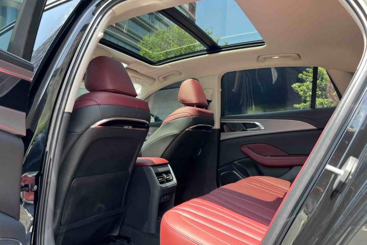 Used Hongqi H5 2024 2.0T Automatic Smart Connect Flagship Edition Interior 5