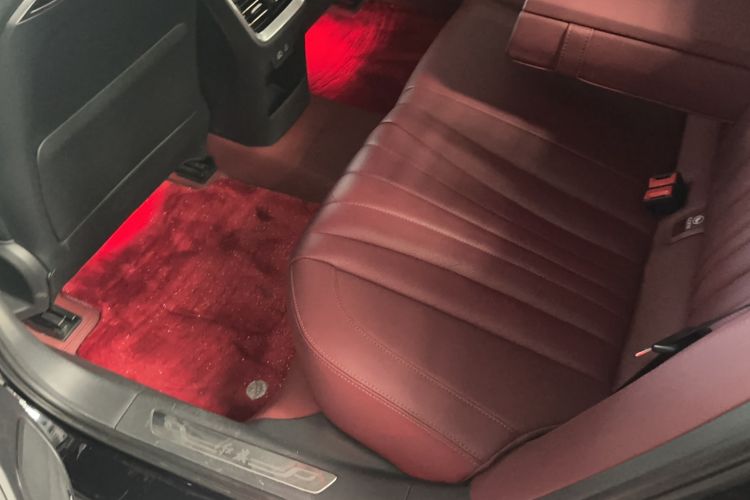 Used Hongqi H5 2024 2.0T Automatic Smart Connect Flagship Edition Interior 7