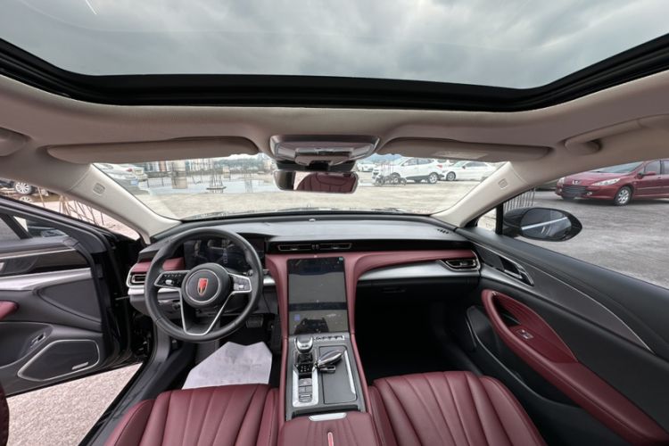 Used Hongqi H5 2024 2.0T Automatic Smart Connect Flagship Edition Interior 8