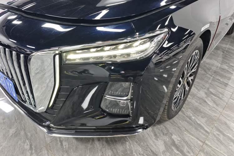 Used Hongqi H5 2024 2.0T Automatic Smart Connect Flagship Edition Left Front Headlight