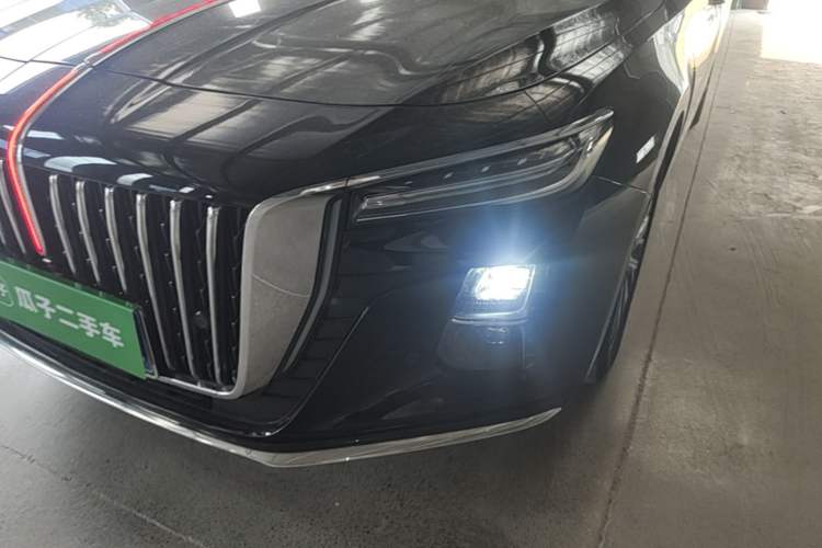 Used Hongqi H5 2024 2.0T Automatic Smart Connect Flagship Edition Left Front Headlight