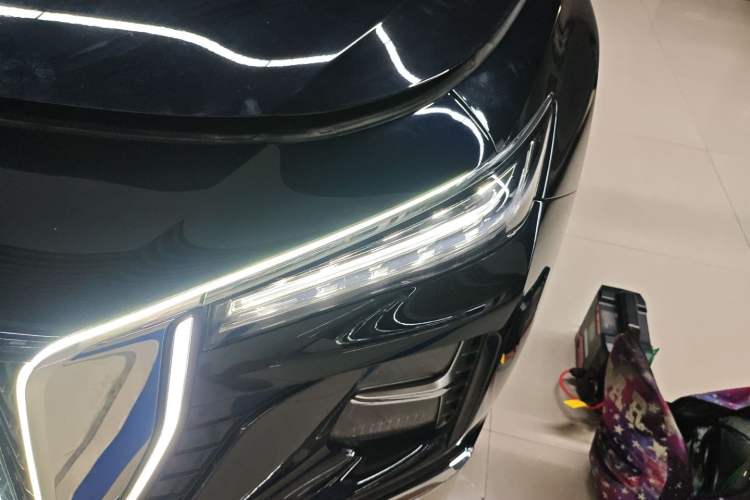 Used Hongqi H5 2024 1.5T DCT Smart Connect Flagship Edition Left Front Headlight
