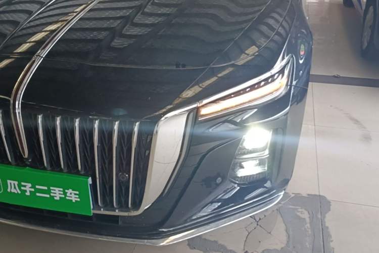Used Hongqi H5 2024 2.0T Automatic Smart Connect Flagship Edition Left Front Headlight