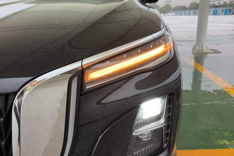 Used Hongqi H5 2024 1.5T DCT Smart Connect Flagship Edition Left Front Headlight