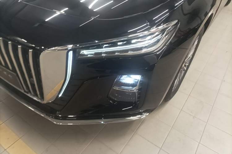 Used Hongqi H5 2024 2.0T Automatic Smart Connect Flagship Edition Left Front Headlight