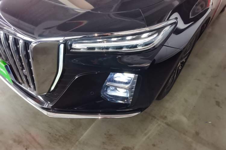 Used Hongqi H5 2024 2.0T Automatic Smart Connect Flagship Edition Left Front Headlight