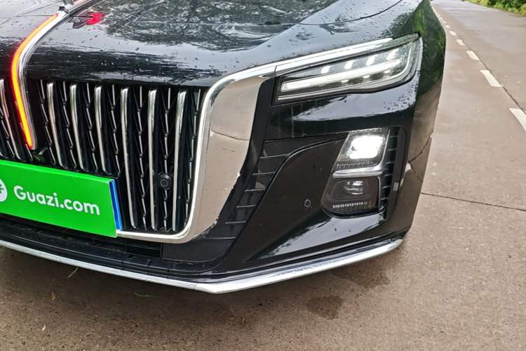Used Hongqi H5 2024 2.0T Automatic Smart Connect Flagship Edition Left Front Headlight