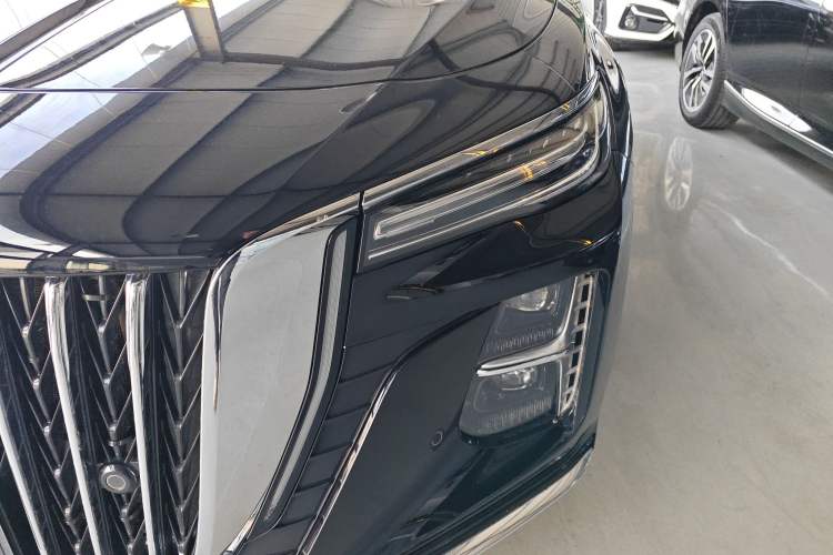 Used Hongqi H5 2024 2.0T Automatic Smart Connect Flagship Edition Left Front Headlight