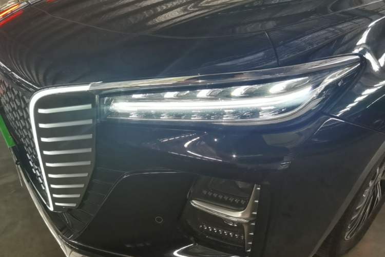 Used Hongqi H5 2024 2.0T Automatic Smart Connect Flagship Edition Left Front Headlight