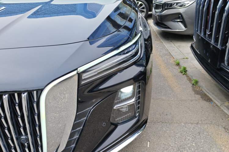 Used Hongqi H5 2024 2.0T Automatic Smart Connect Flagship Edition Left Front Headlight