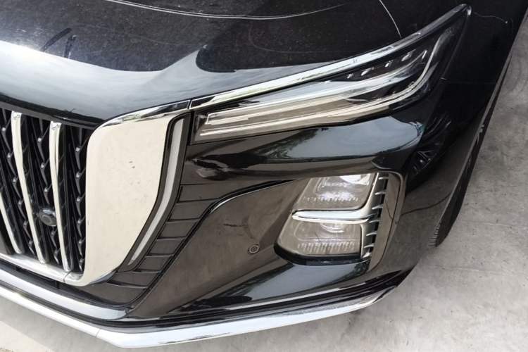 Used Hongqi H5 2024 2.0T Automatic Smart Connect Flagship Edition Left Front Headlight