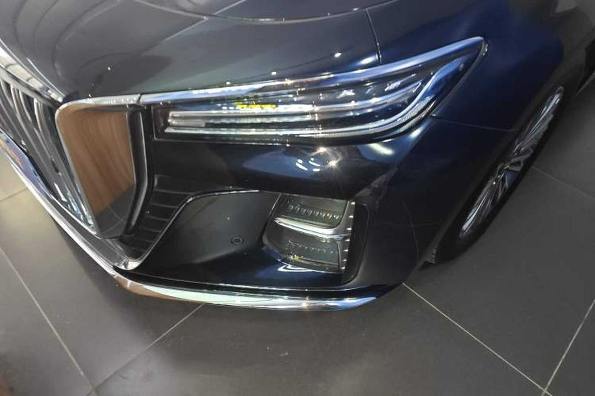Used Hongqi H5 2024 2.0T Automatic Smart Connect Flagship Edition Left Front Headlight