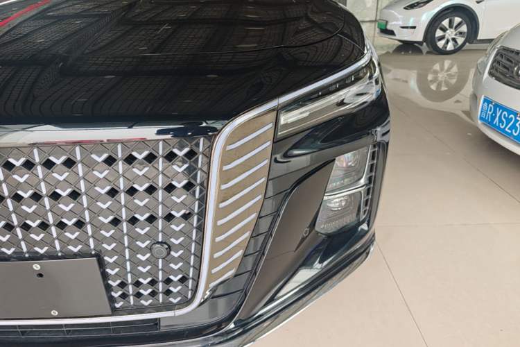 Used Hongqi H5 2024 2.0T Automatic Smart Connect Flagship Edition Left Front Headlight