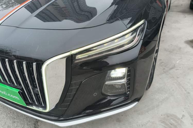Used Hongqi H5 2024 2.0T Automatic Smart Connect Flagship Edition Left Front Headlight