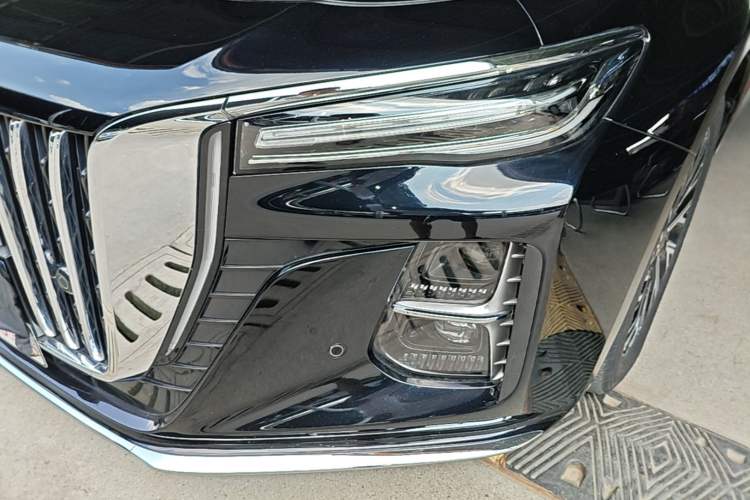 Used Hongqi H5 2024 2.0T Automatic Smart Connect Flagship Edition Left Front Headlight