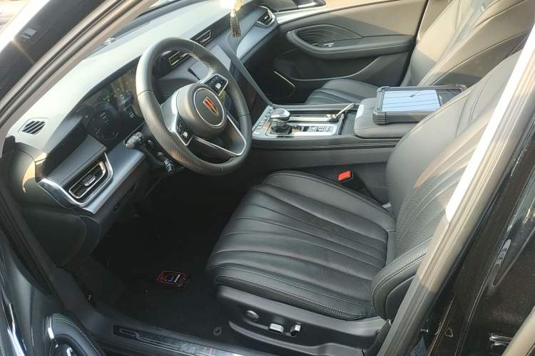 Used Hongqi H5 2024 2.0T Automatic Smart Connect Flagship Edition Left Front Seat