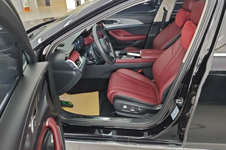 Used Hongqi H5 2024 2.0T Automatic Smart Connect Flagship Edition Left Front Seat