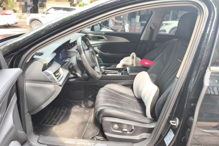 Used Hongqi H5 2024 2.0T Automatic Smart Connect Flagship Edition Left Front Seat