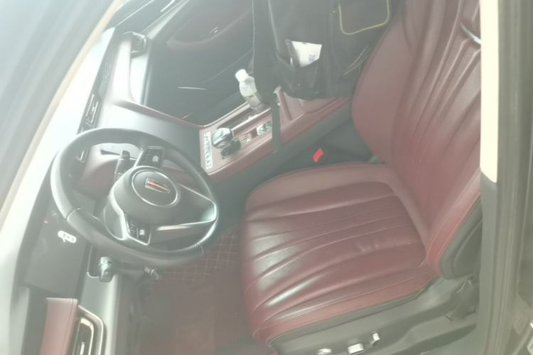 Used Hongqi H5 2024 2.0T Automatic Smart Connect Flagship Edition Left Front Seat