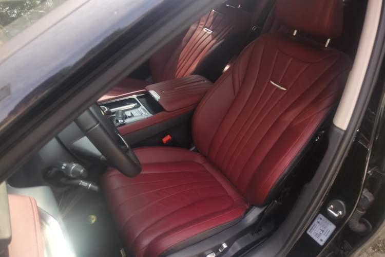 Used Hongqi H5 2024 2.0T Automatic Smart Connect Flagship Edition Left Front Seat