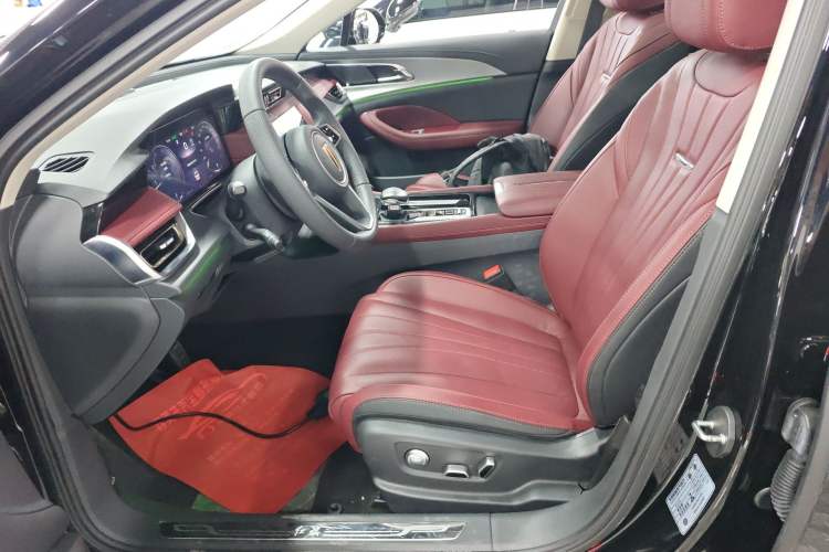 Used Hongqi H5 2024 2.0T Automatic Smart Connect Flagship Edition Left Front Seat
