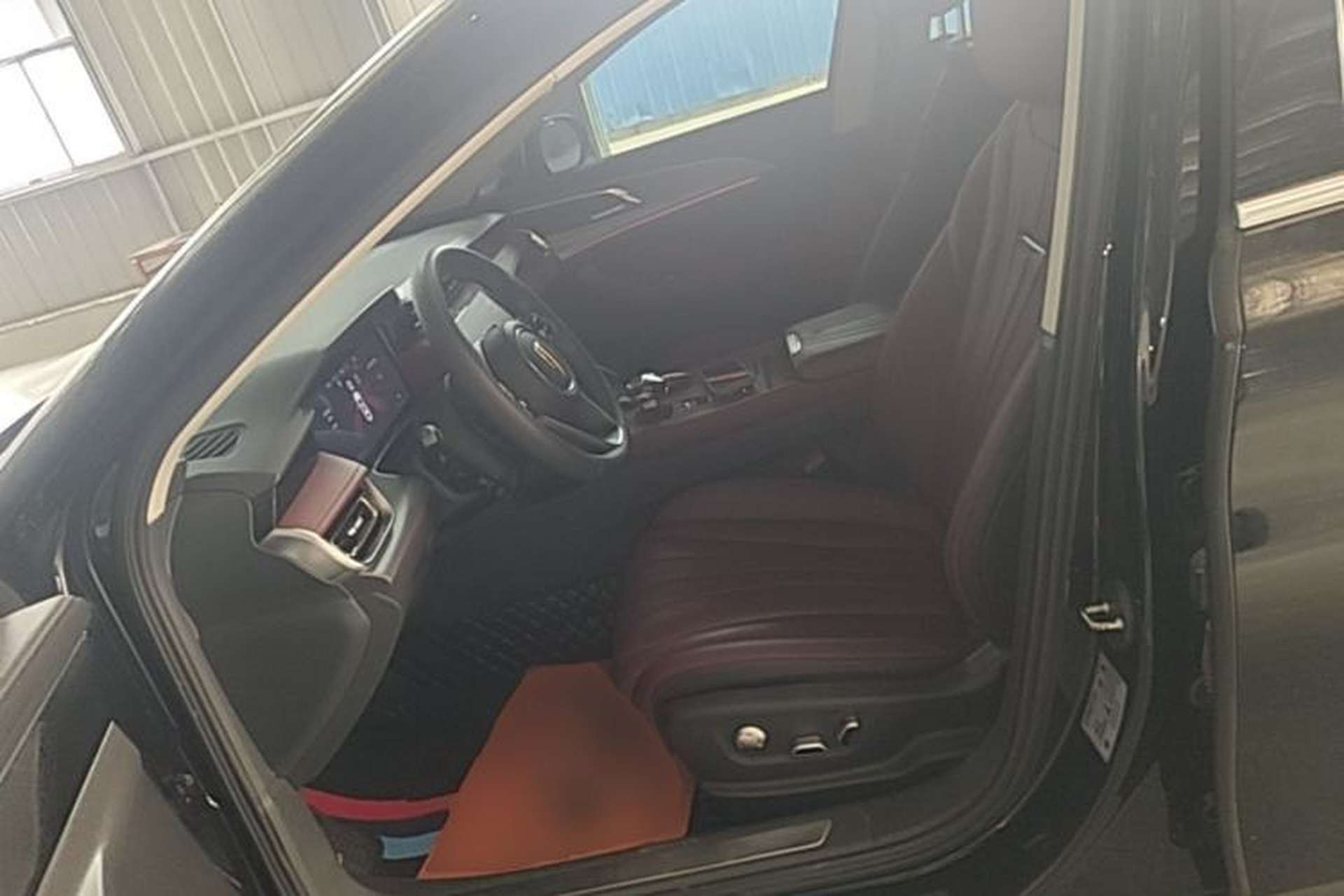 Used Hongqi H5 2024 2.0T Automatic Smart Connect Flagship Edition Left Front Seat