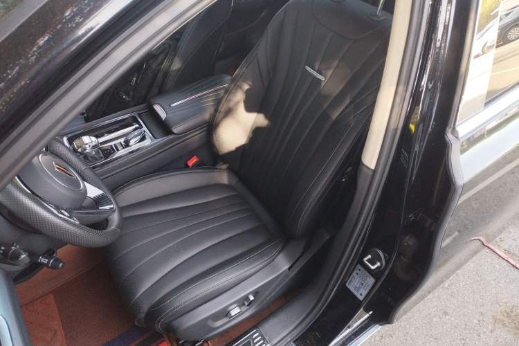 Used Hongqi H5 2024 1.5T DCT Smart Connect Flagship Edition Left Front Seat