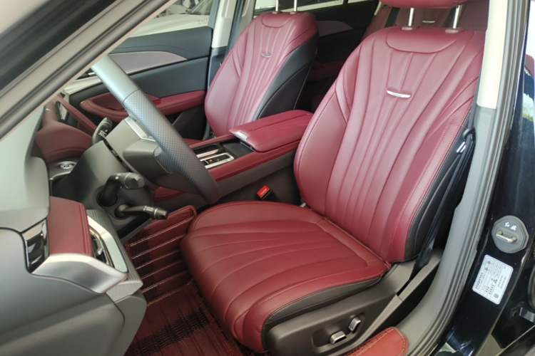Used Hongqi H5 2024 1.5T DCT Smart Connect Flagship Edition Left Front Seat