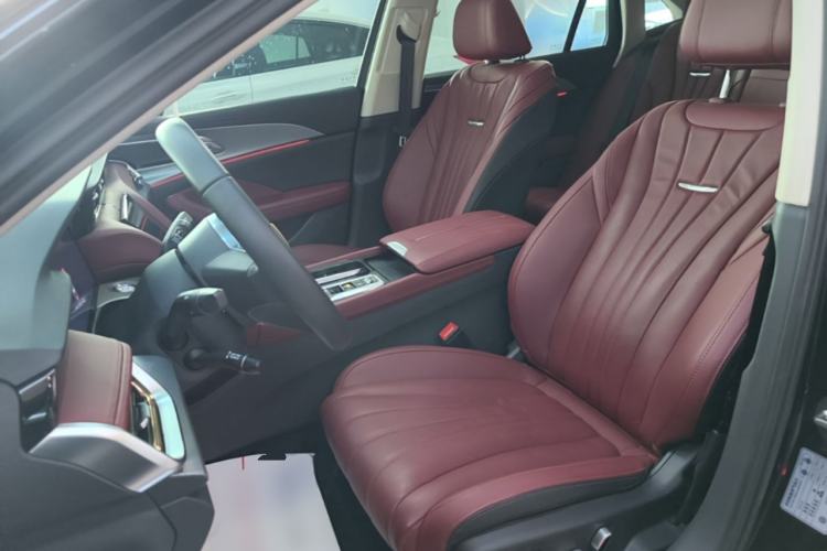Used Hongqi H5 2024 2.0T Automatic Smart Connect Flagship Edition Left Front Seat