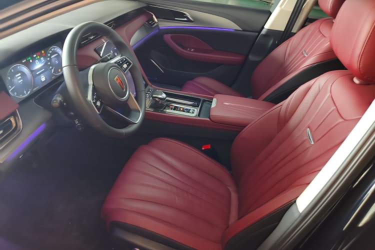 Used Hongqi H5 2024 2.0T Automatic Smart Connect Flagship Edition Left Front Seat