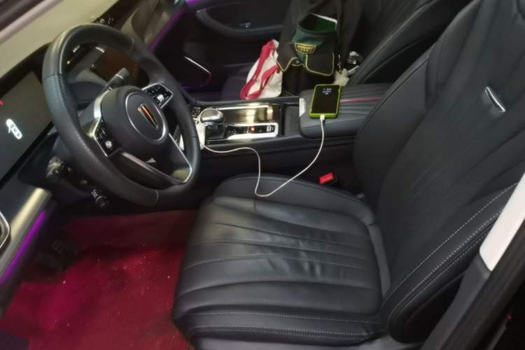 Used Hongqi H5 2024 2.0T Automatic Smart Connect Flagship Edition Left Front Seat