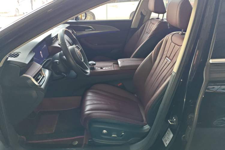 Used Hongqi H5 2024 2.0T Automatic Smart Connect Flagship Edition Left Front Seat