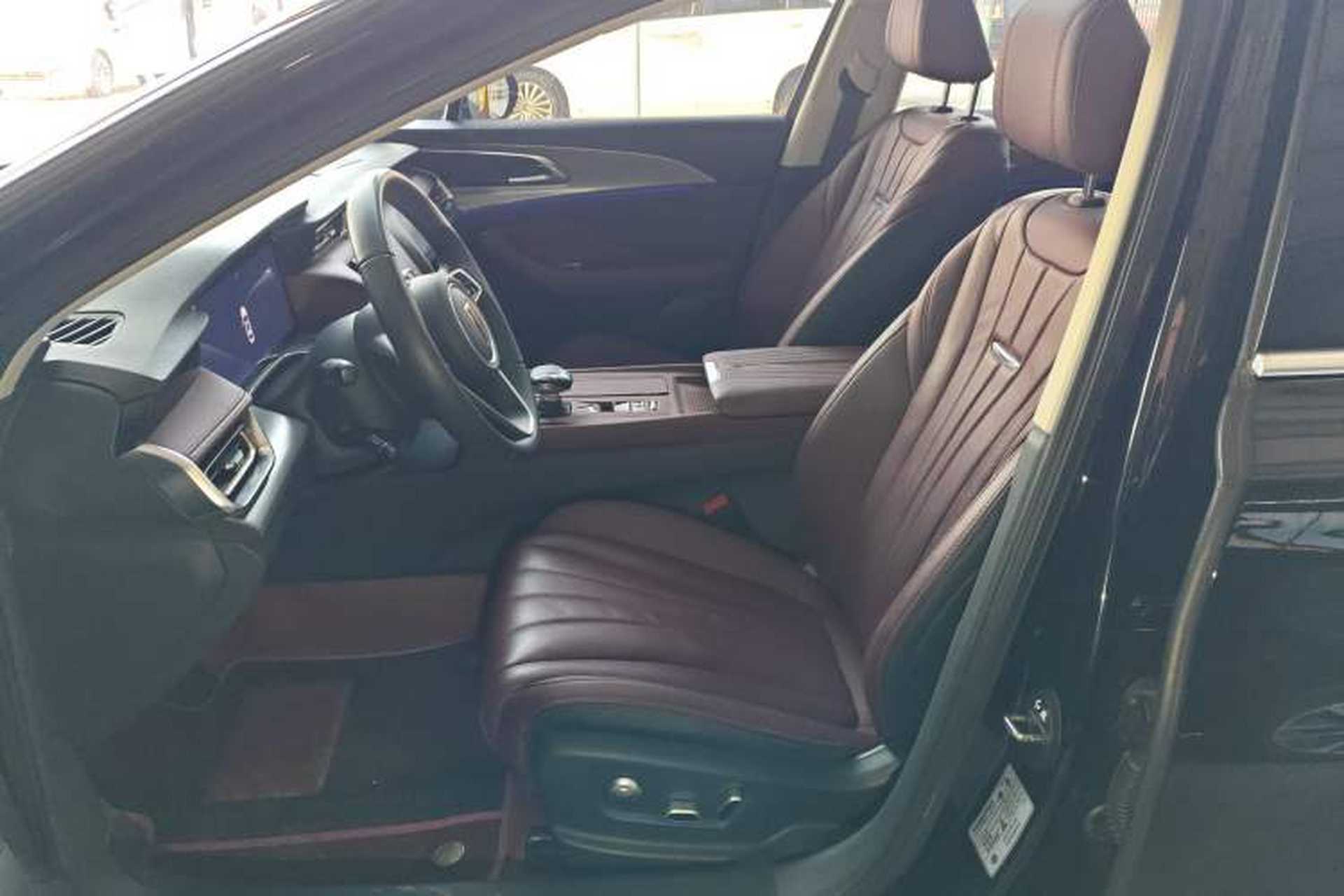 Used Hongqi H5 2024 2.0T Automatic Smart Connect Flagship Edition Left Front Seat