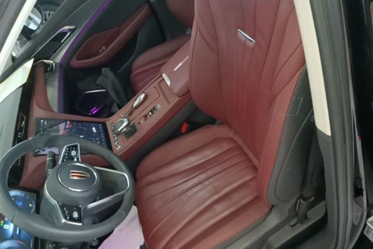 Used Hongqi H5 2024 2.0T Automatic Smart Connect Flagship Edition Left Front Seat
