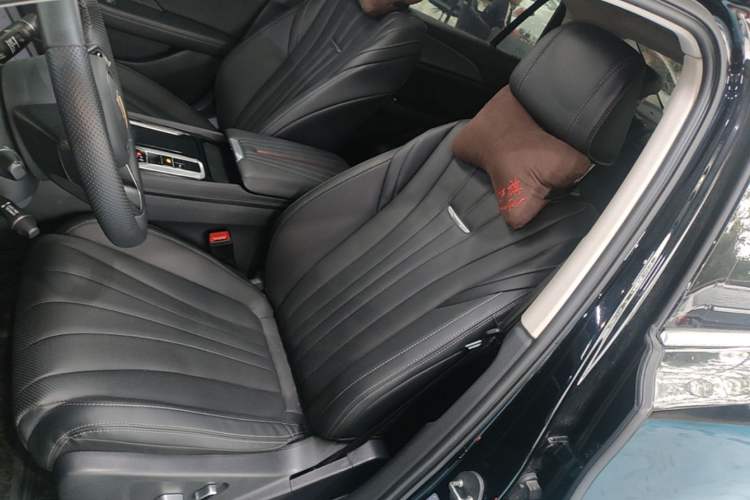 Used Hongqi H5 2024 1.5T DCT Smart Connect Flagship Edition Left Front Seat