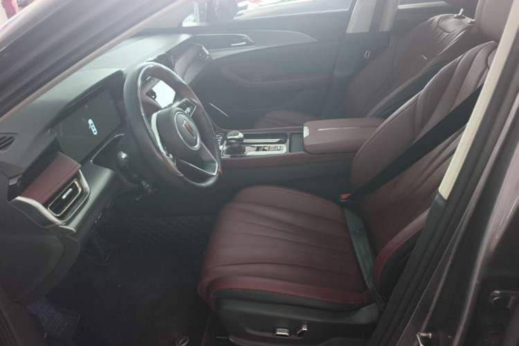 Used Hongqi H5 2024 2.0T Automatic Smart Connect Flagship Edition Left Front Seat