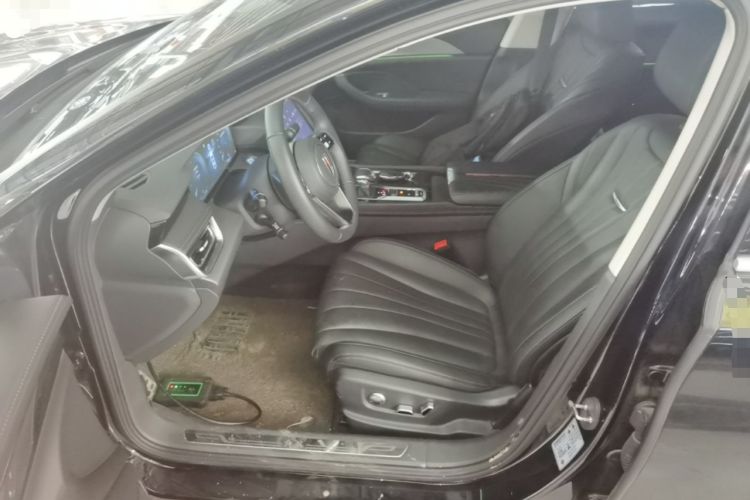 Used Hongqi H5 2024 2.0T Automatic Smart Connect Flagship Edition Left Front Seat