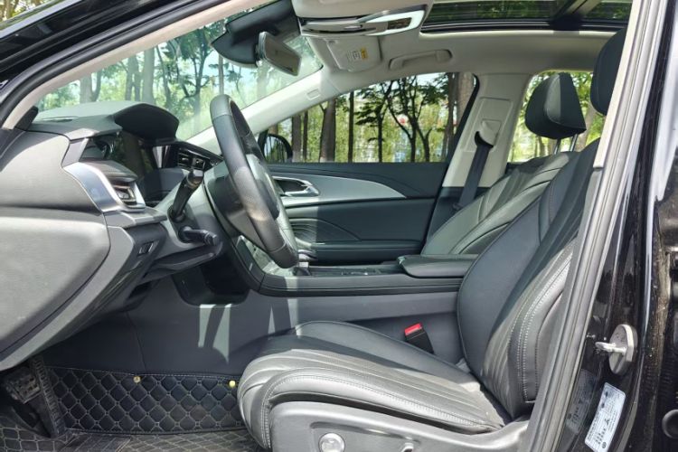 Used Hongqi H5 2024 2.0T Automatic Smart Connect Flagship Edition Left Front Seat