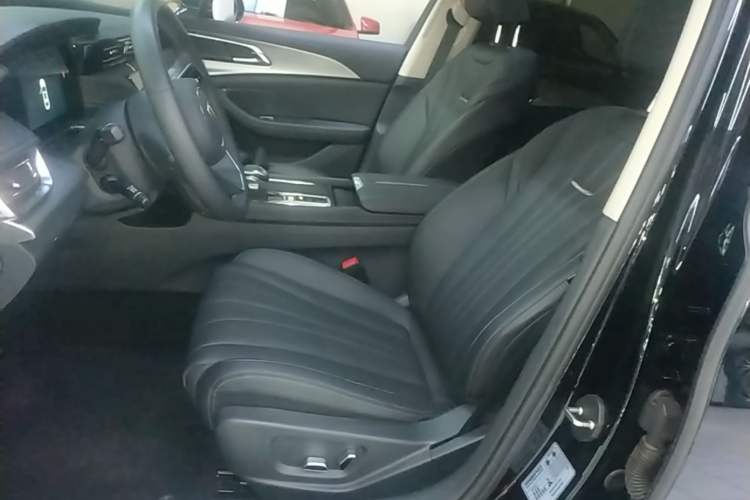 Used Hongqi H5 2024 1.5T DCT Smart Connect Flagship Edition Left Front Seat