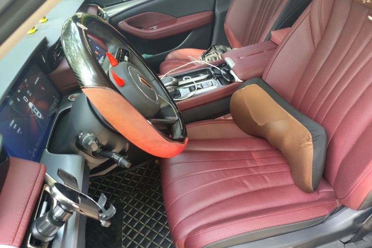Used Hongqi H5 2024 2.0T Automatic Smart Connect Flagship Edition Left Front Seat